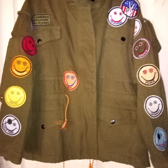 AKIRA "CHECK IT OUT - PATCHWORK MILITARY BOMBER" JACKET - Picture 6 of 7